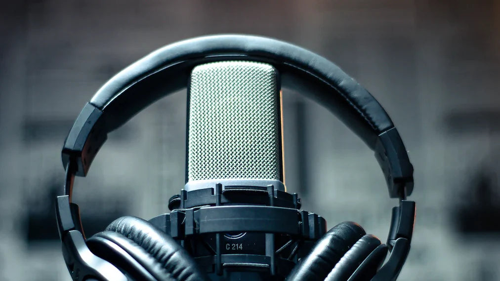 How To Choose The Perfect Headset With Microphone Noise Cancellation