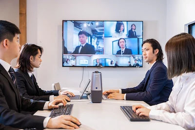 Best 2025 Conference Room Cameras for Hybrid Meeting Space