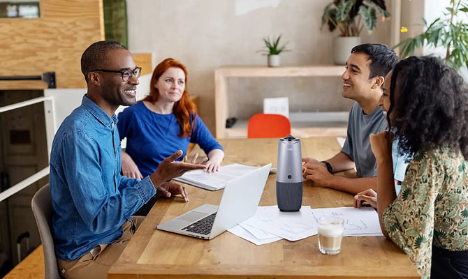 How Wide-Angle Views Enhance Virtual Classroom Collaboration