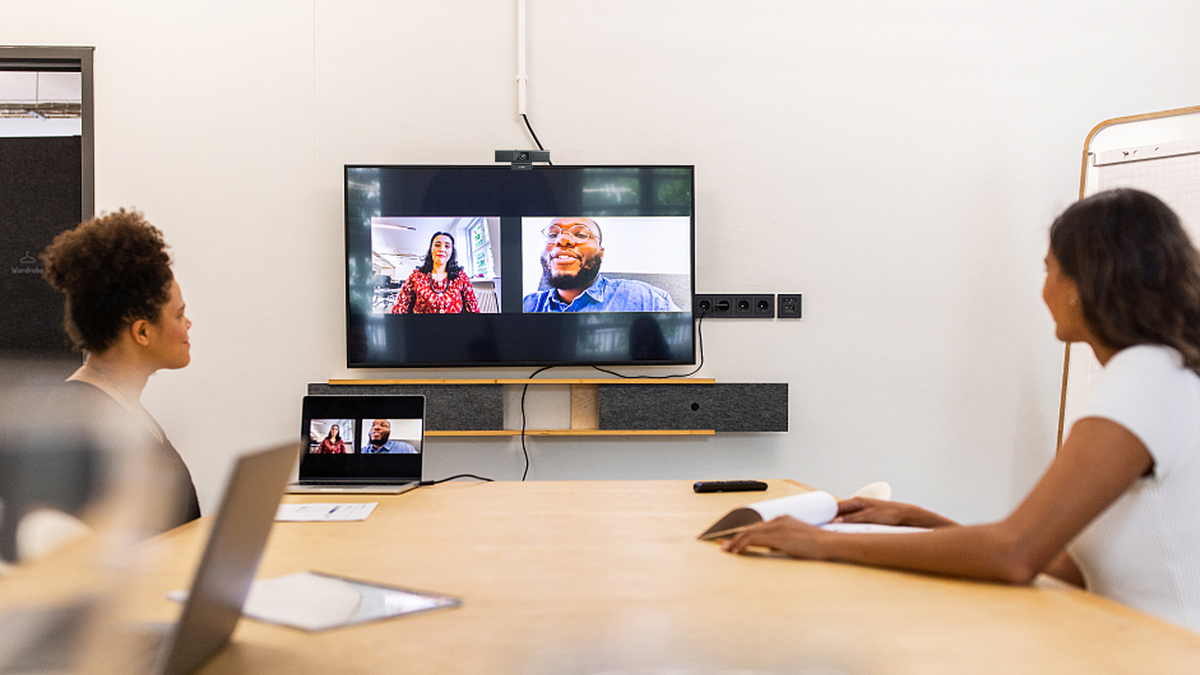 Return to Office 2.0: Remote Work Is Evolving, But So Are the Distractions