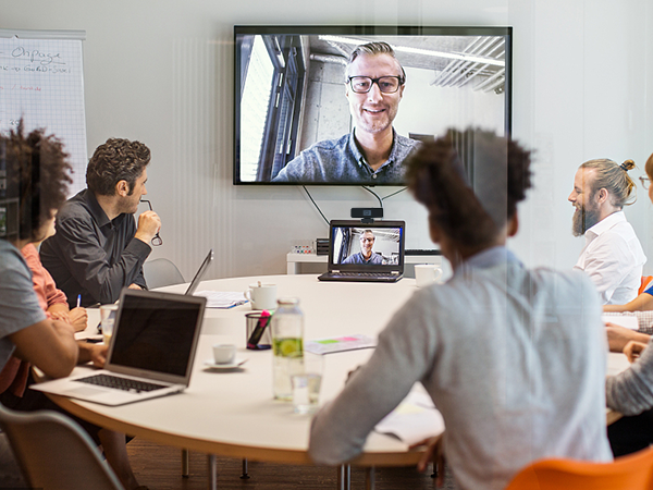 Meeting Room Technology That Brings Global Teams Together in Real Time